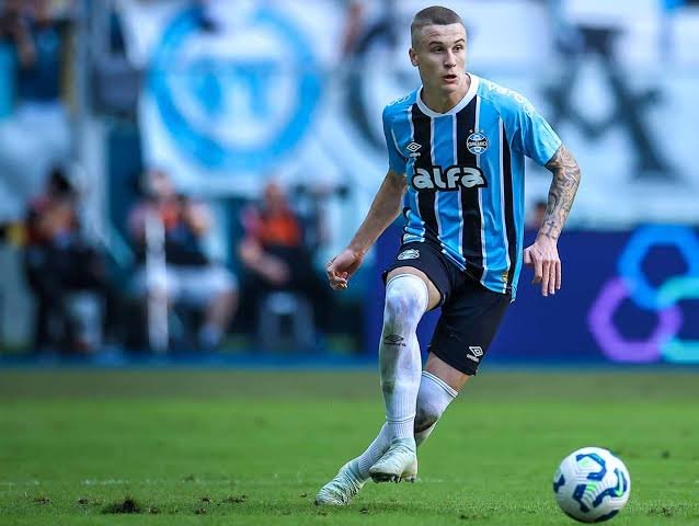 Grêmio negocia Igor Serrote com clube árabe e fatura cerca de R$ 30 milhões 1 images 2025 07 29T235504.098