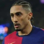 Raphinha se torna alvo do Manchester United e pode sair do Barcelona