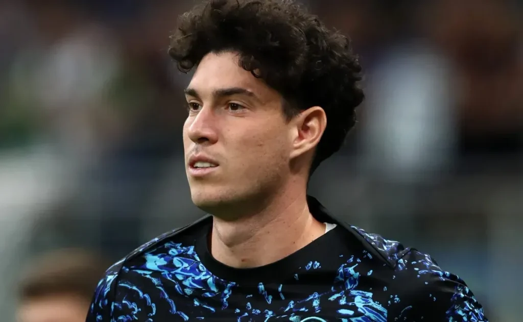 Barcelona busca reforçar a zaga: alvos e prioridades do clube catalão 1 Barcelona deixa Bastoni de lado e prioriza Schlotterbeck ou Inácio
