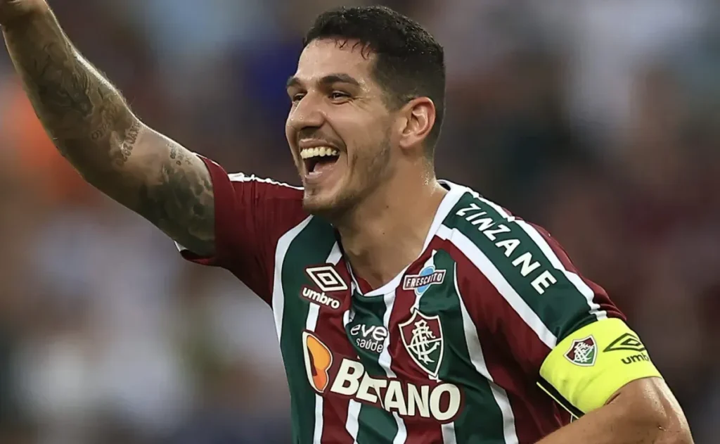 Zenit impõe valor milionário para negociar Nino com o Flamengo 1 Zenit exige R$ 95 milhões para vender o zagueiro Nino ao Flamengo
