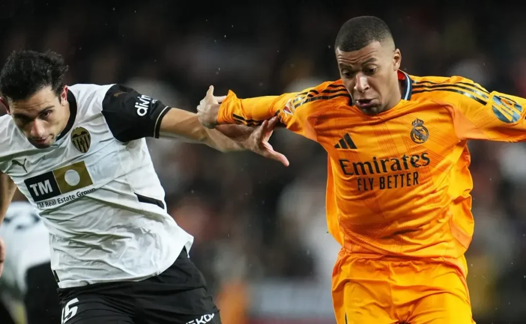 Real Madrid x Valencia: onde assistir, horário, escalações e retrospecto da La Liga 1 Real Madrid x Valencia - La Liga: onde assistir, escalações e mais