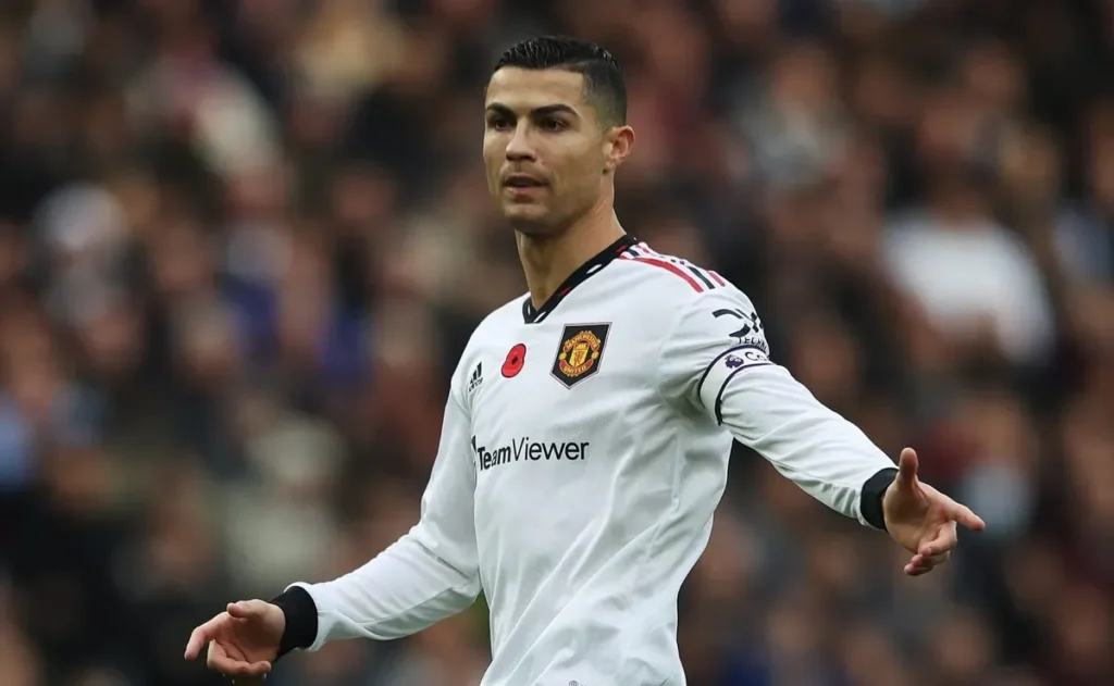 Cristiano Ronaldo diz que Amorim “não fará milagres” no United
