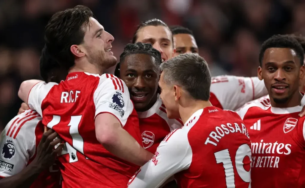 Arsenal encara o Brugge e pode virar líder isolado da Champions League