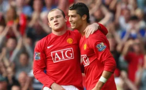 Rooney e Cristiano Ronaldo fora do top-5 maiores jogadores