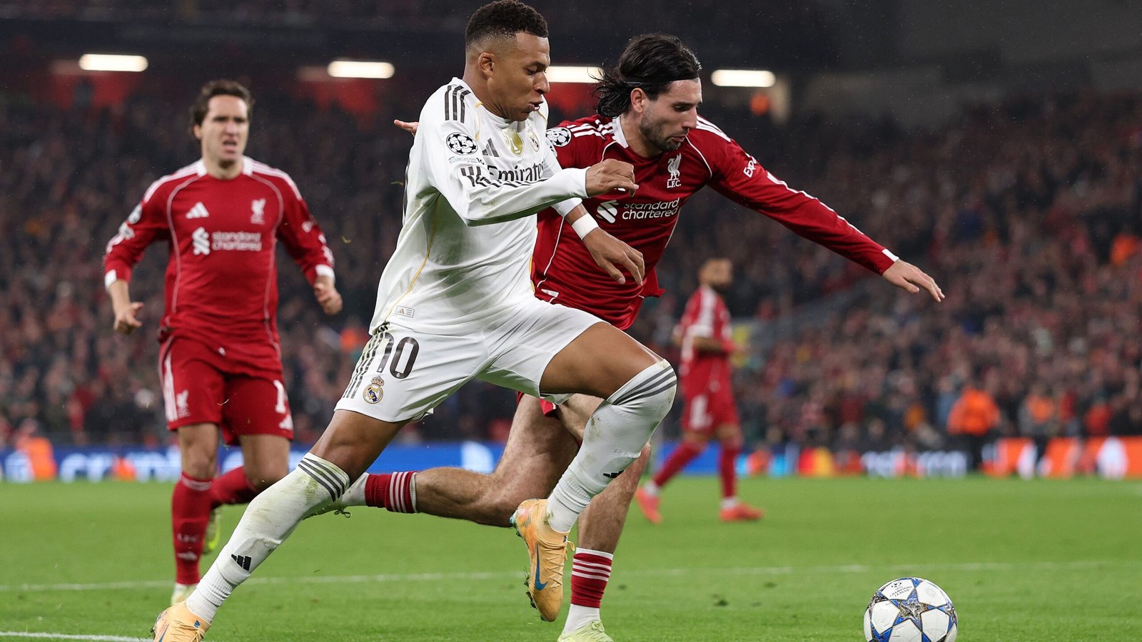 Sorteio da Liga dos Campeões veta Liverpool e Real Madrid em Anfield
