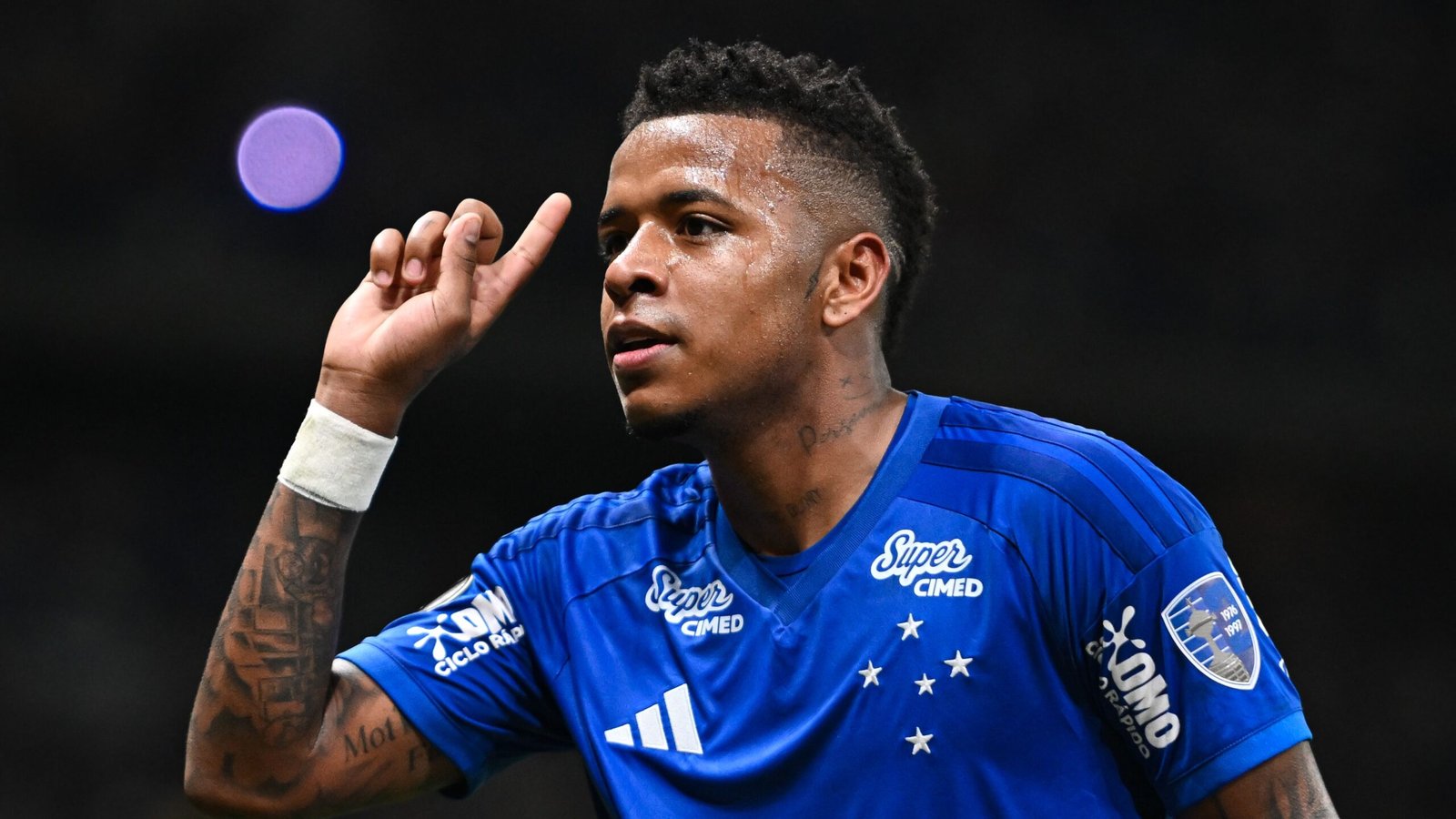 Arroyo no Cruzeiro: a trajetória e o grande momento do atacante